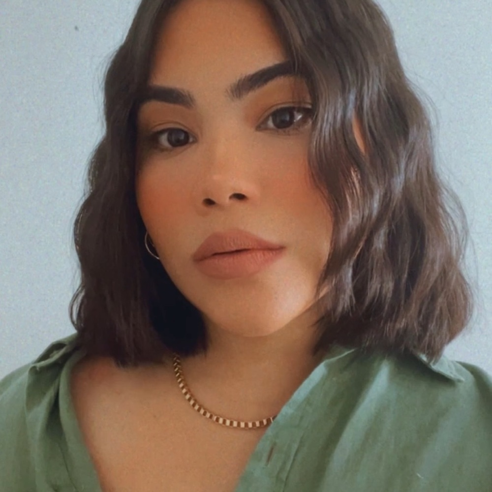 Meet your Posher, Pamela